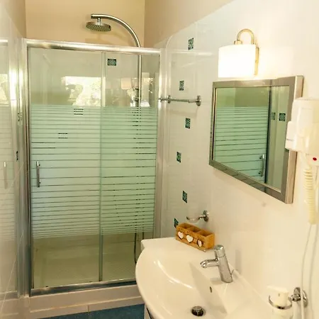 Brunello Seaside Apartment *