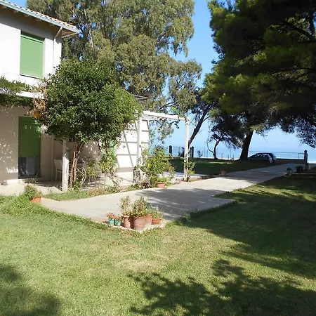 Brunello Seaside Apartment
