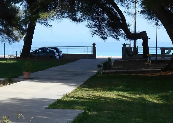 Brunello Seaside Lefkáda